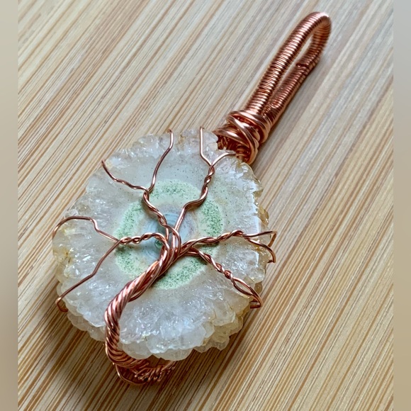 Solar Quartz Tree of Life Pendant-Handcrafted/NWT - Picture 6 of 7